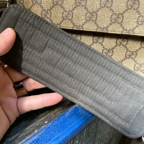 Gucci Messenger Bag - Picture 16 of 17